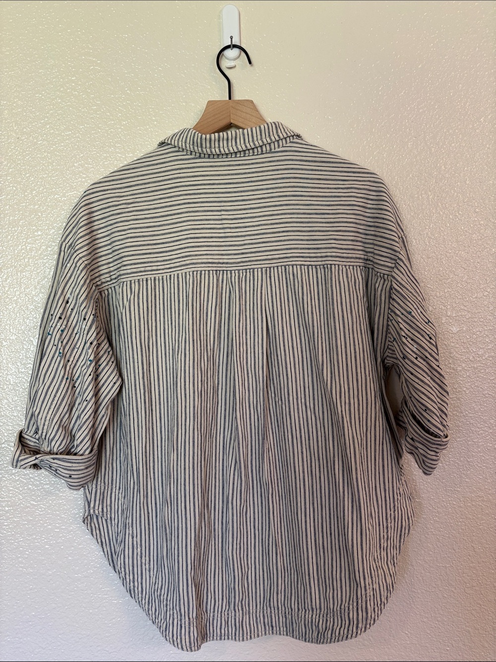 PILCRO Studio Smock Buttondown Shirt - Picture 4 of 6